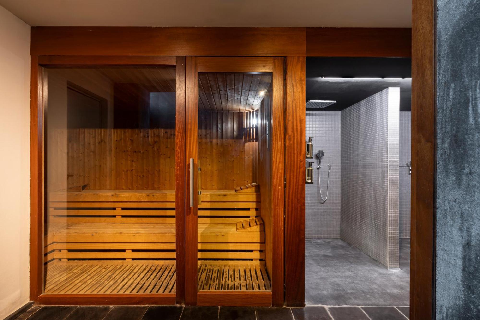 Eurostars Pamplona Hotel Eksteriør billede