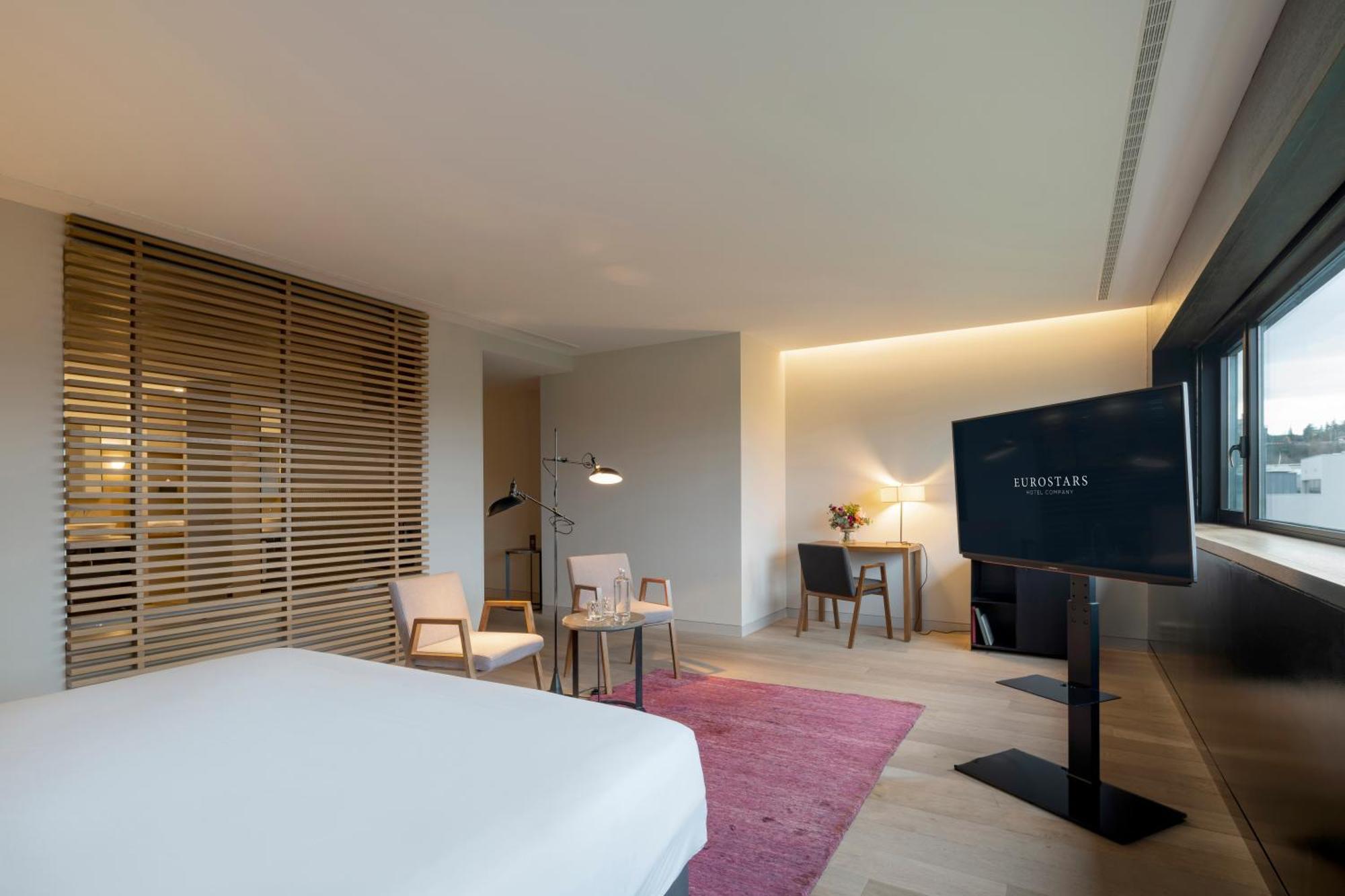 Eurostars Pamplona Hotel Eksteriør billede